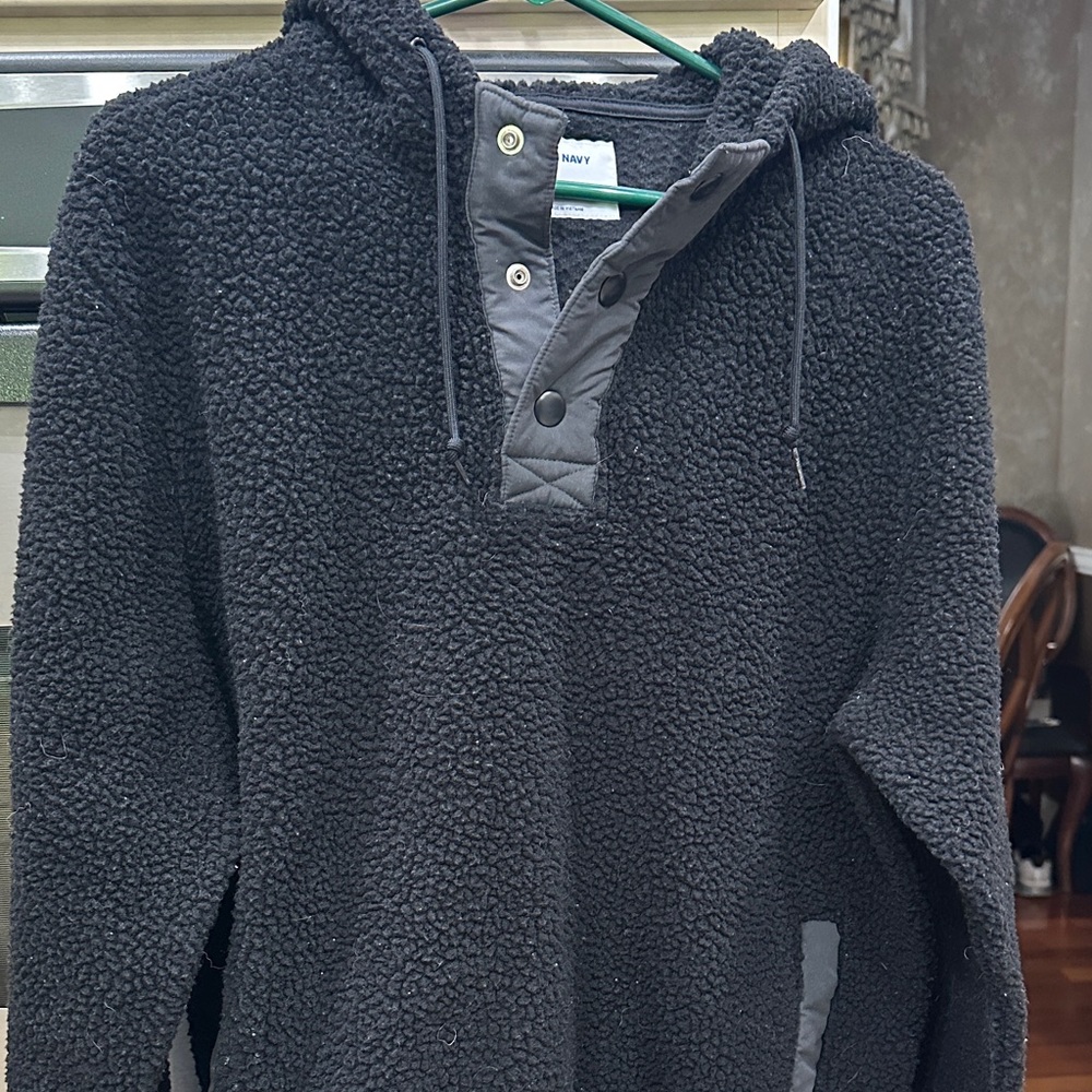 Old Navy men’s pullover